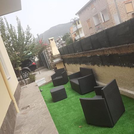 Le Camelie Appartamento Bosa Kültér fotó