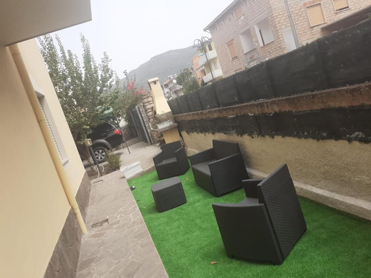 Le Camelie Appartamento Bosa Kültér fotó
